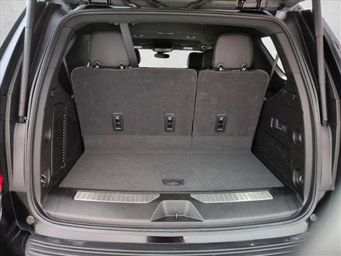 Used 2025 GMC Yukon Denali image 6