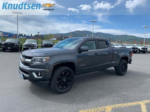 Used 2017 Chevrolet Colorado LT w/ LT Convenience Package AWD/4WD image 3
