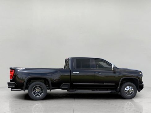 New 2026 Chevrolet Silverado 3500 High Country w/ High Country Premium Package AWD/4WD image 5