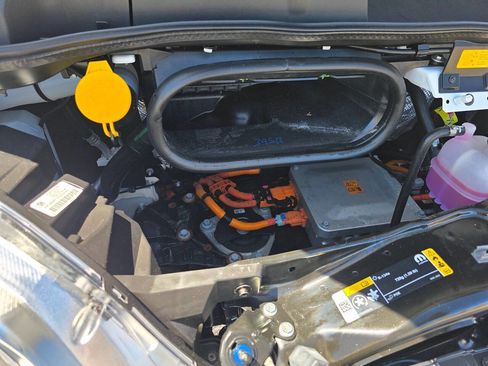 Used 2025 RAM ProMaster 3500 image 21