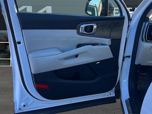 New 2026 Kia Sorento SX image 12