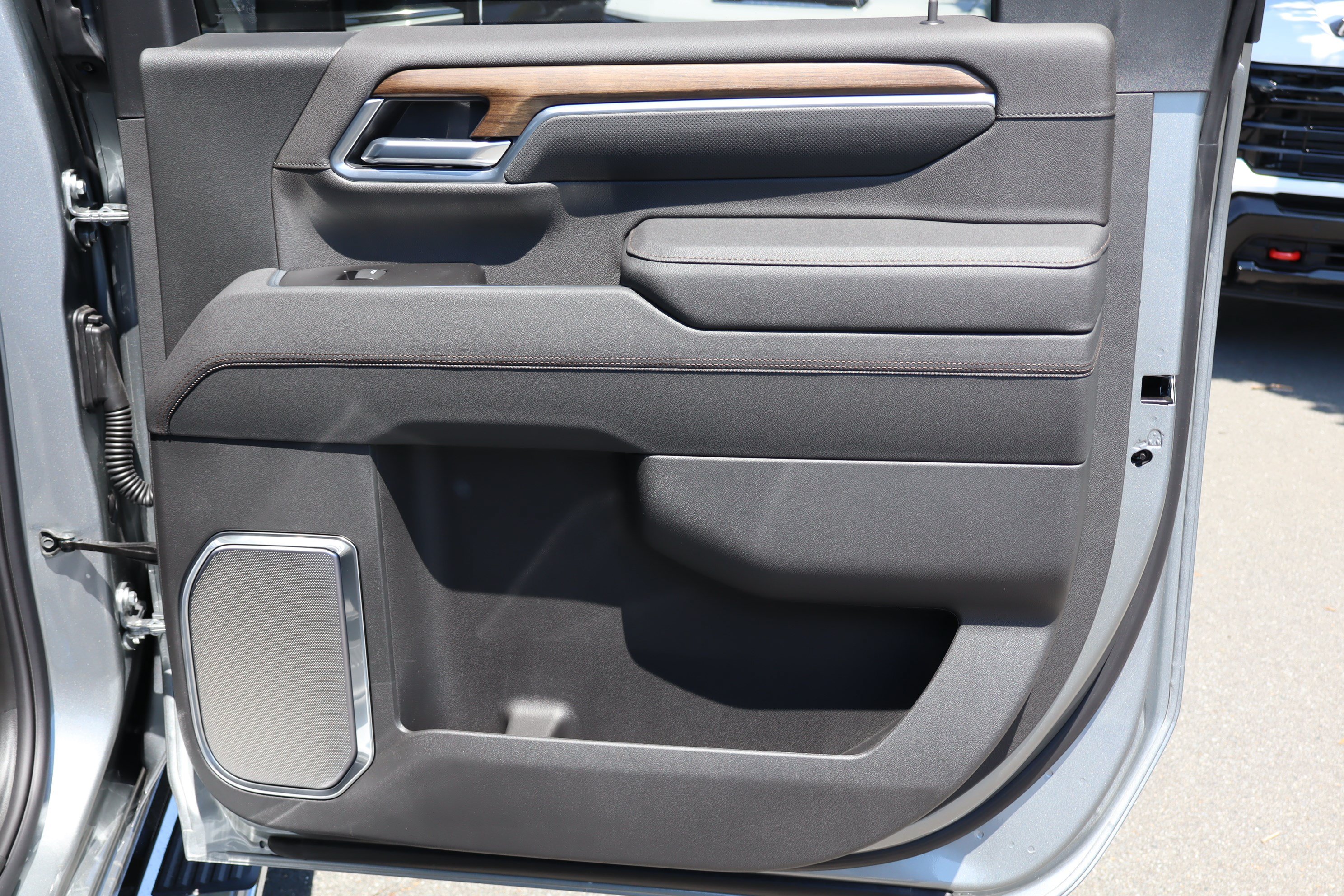 New 2026 Chevrolet Silverado 2500 High Country w/ High Country Premium Package AWD/4WD image 25
