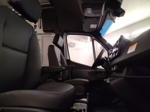 New 2026 Mercedes-Benz Sprinter 2500 image 29