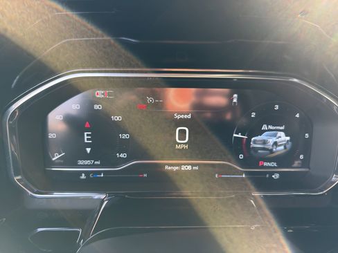 Used 2024 GMC Sierra 1500 SLT image 20