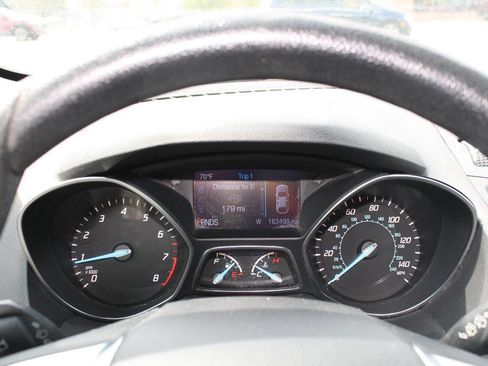 Used 2015 Ford Escape SE FWD image 11