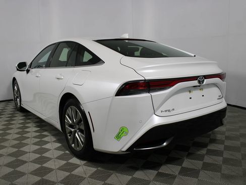 Used 2023 Toyota Mirai w/ Advanced Technology Package RWD image 34