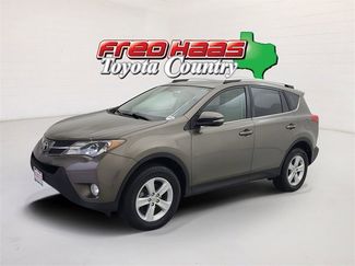 Used 2013 Toyota RAV4 XLE video 1
