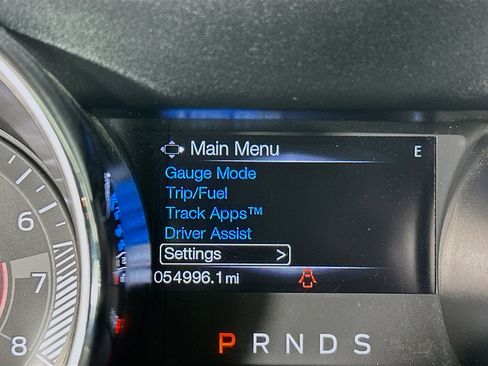 Used 2017 Ford Mustang Premium image 18