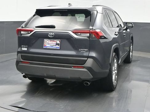 Used 2021 Toyota RAV4 Limited AWD/4WD image 5