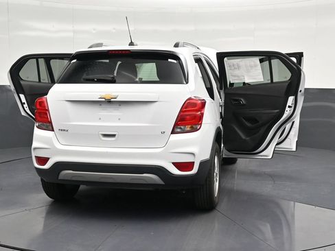 Used 2019 Chevrolet Trax LT FWD image 26