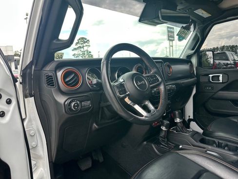 Used 2021 Jeep Gladiator Mojave image 6