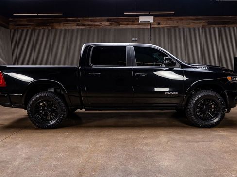 Used 2025 RAM 1500 Laramie w/ Laramie Southwest Edition AWD/4WD image 11