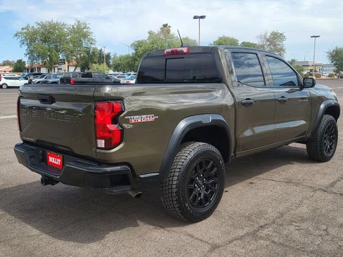 Used 2024 Chevrolet Colorado Trail Boss w/ Advanced Trailering Package AWD/4WD image 10