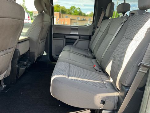 Used 2019 Ford F150 XLT w/ Equipment Group 302A Luxury AWD/4WD image 15