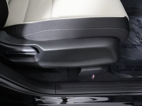 New 2026 Honda CR-V EX image 21