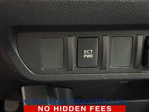 Used 2019 Toyota Tacoma SR5 image 38