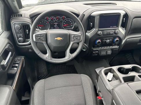 Used 2022 Chevrolet Silverado 2500 LT w/ Convenience Package AWD/4WD image 17