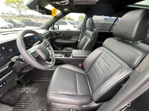 Used 2025 Hyundai Santa Fe Calligraphy AWD/4WD image 20