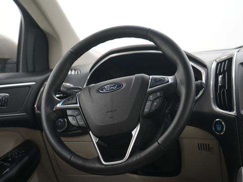 Used 2017 Ford Edge Titanium w/ Equipment Group 301A AWD/4WD image 14