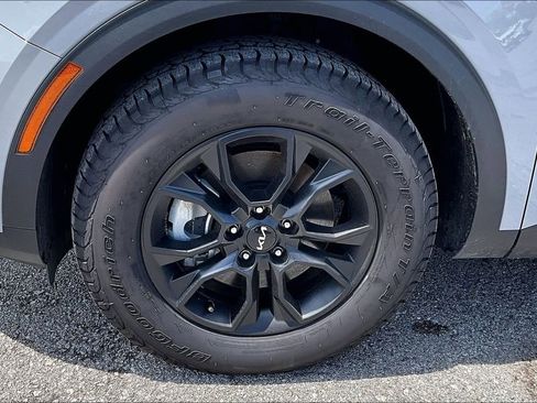 Used 2024 Kia Sportage X-Pro AWD/4WD image 11