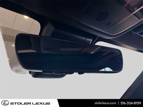 Used 2025 Lexus IS 500 image 27