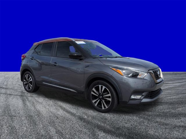 Used 2019 Nissan Kicks SR w/ Exterior Electronics Package FWD image 2