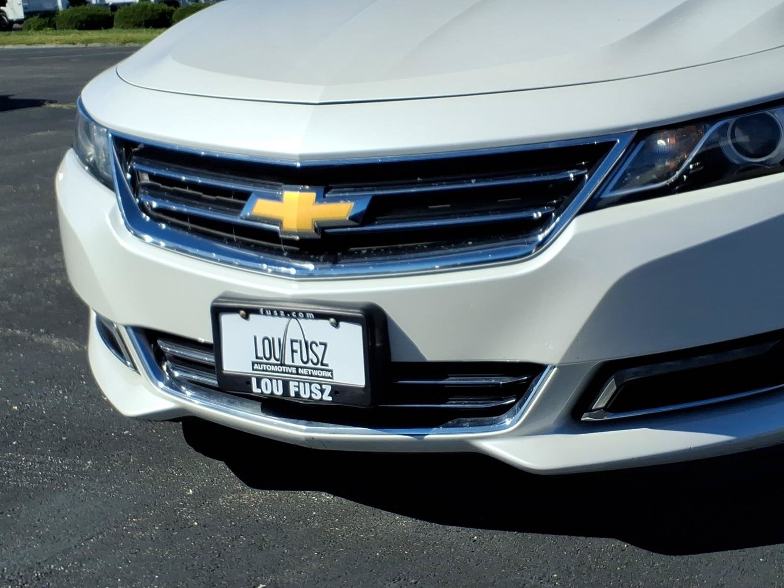 Used 2017 Chevrolet Impala Premier w/ Enhanced Convenience Package FWD image 34