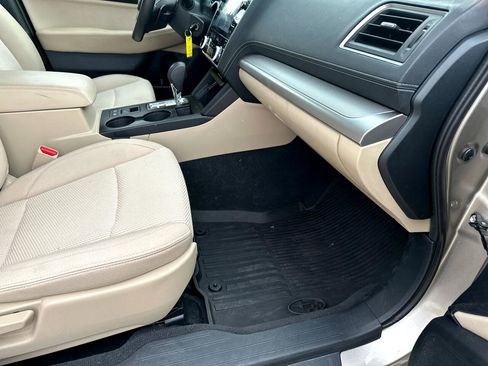 Used 2019 Subaru Outback 2.5i Premium w/ Popular Package #2 image 19