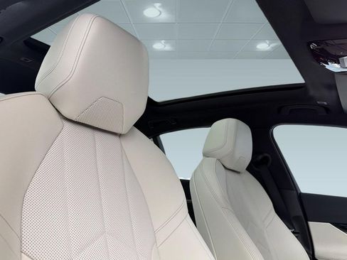 New 2026 BMW i5 eDrive40 w/ Executive Package image 16