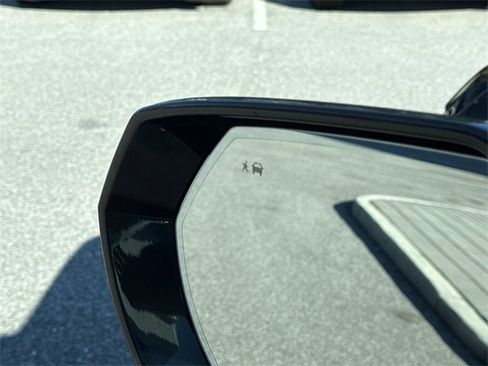 Used 2021 Chevrolet Tahoe LT w/ Luxury Package image 40