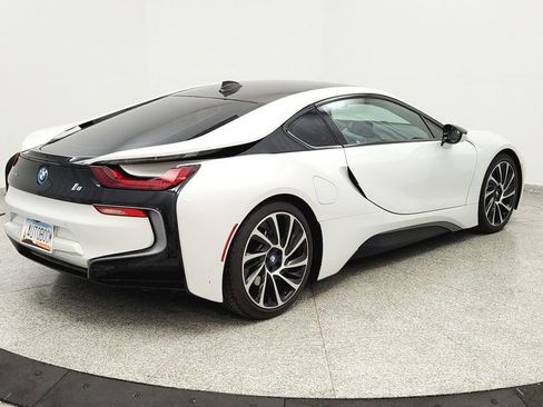Used 2015 BMW i8 image 5