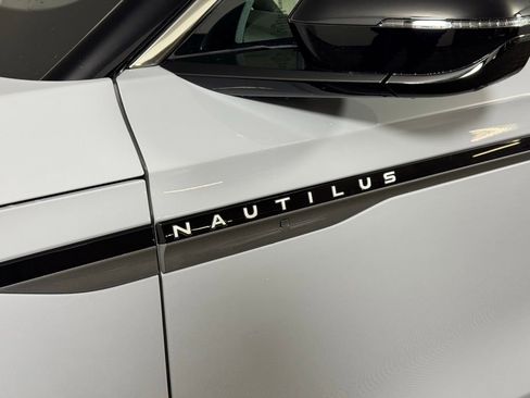 New 2026 Lincoln Nautilus Black Label w/ Jet Appearance Package image 13