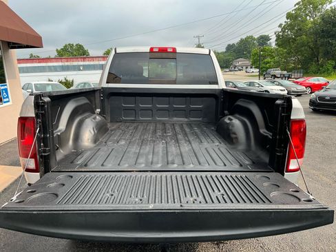 Used 2017 RAM 2500 SLT AWD/4WD image 7