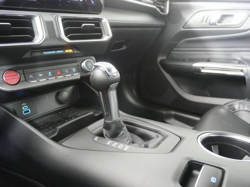 Used 2024 Ford Mustang GT Premium RWD image 22