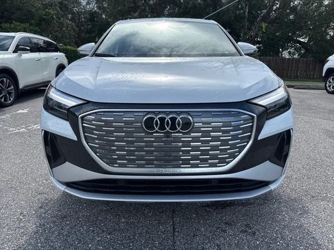 Used 2024 Audi Q4 e-tron Premium Plus AWD/4WD image 15