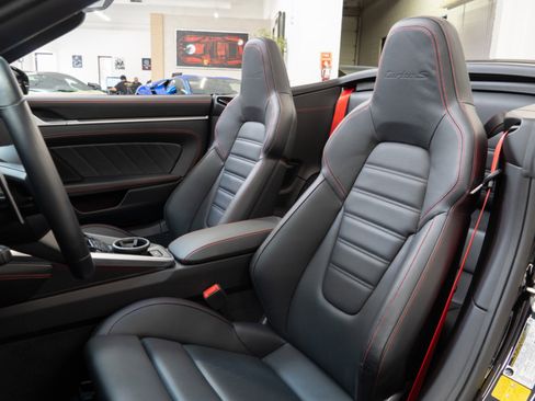 Used 2021 Porsche 911 Turbo S image 14