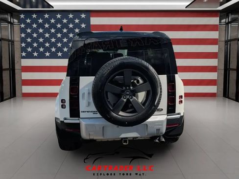 Used 2021 Land Rover Defender 110 SE AWD/4WD image 6