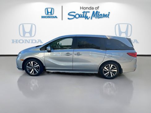 Used 2023 Honda Odyssey Touring image 4