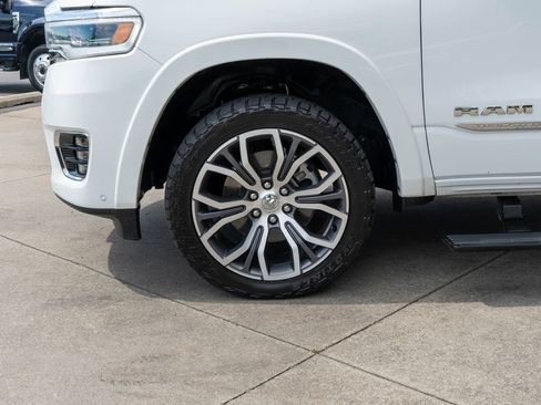 Used 2025 RAM 1500 Tungsten w/ Trailer Tow Group AWD/4WD image 33