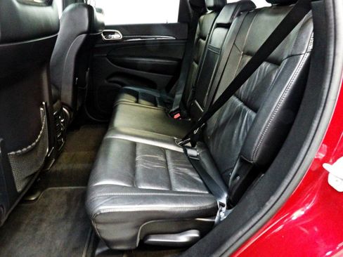 Used 2012 Jeep Grand Cherokee Laredo AWD/4WD image 10