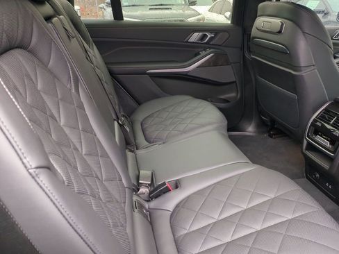 Used 2025 BMW X7 xDrive40i w/ M Sport Package AWD/4WD image 37