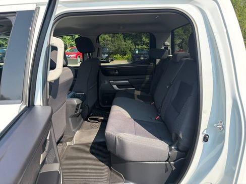 Used 2023 Toyota Tundra SR5 w/ SR5 Convenience Package AWD/4WD image 17