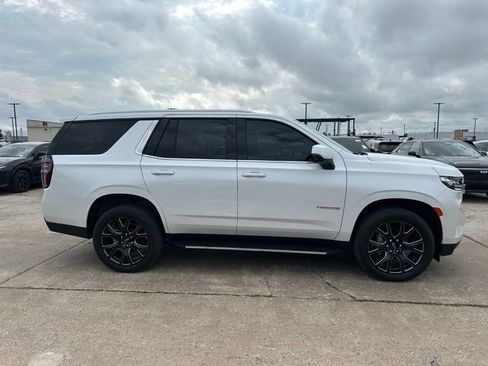 Used 2023 Chevrolet Tahoe LT w/ LT Signature Package AWD/4WD image 4