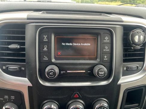 Used 2017 RAM 2500 SLT AWD/4WD image 31