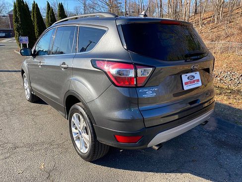 Used 2018 Ford Escape SEL image 6