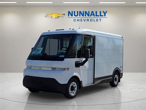 New 2025 Chevrolet Brightdrop 400 image 1