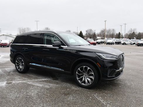 New 2026 Lincoln Aviator Reserve w/ Illumination Package image 8