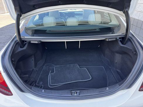 Used 2019 Mercedes-Benz C 300 4MATIC Sedan image 9