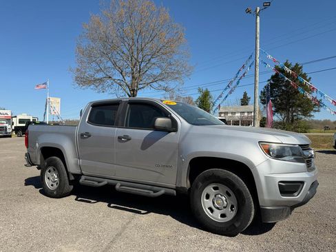 Used 2017 Chevrolet Colorado W/T w/ WT Convenience Package image 2