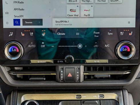 Used 2024 Lexus GX 550 image 27